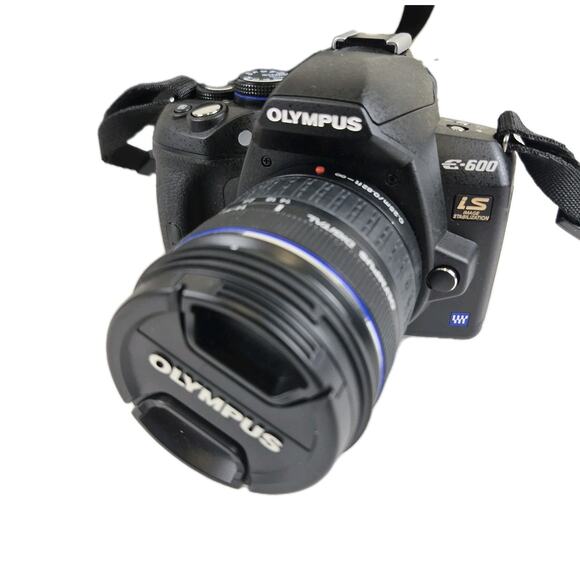 Olympus E-600 DSLR Camera Bundle 14-42mm 40-150mm Lenses Bag Charger Manual SD - Picture 1 of 15